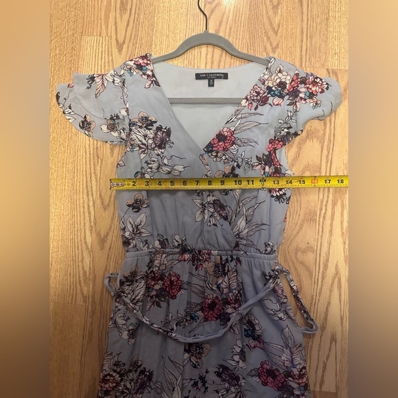 Tie Waist Cap Sleeve Floral Light Blue Dress Size Small - Picture 6 of 7